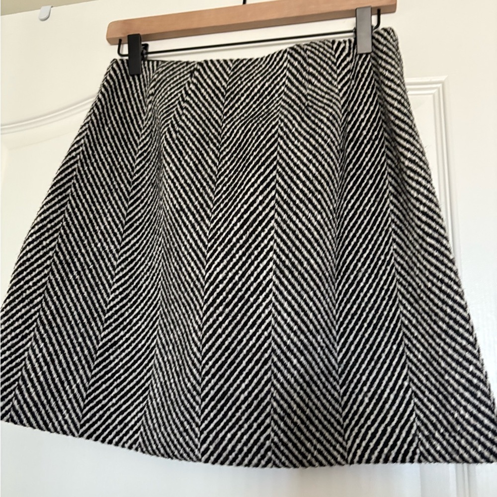 LOFT Black and White A-Line Skirt